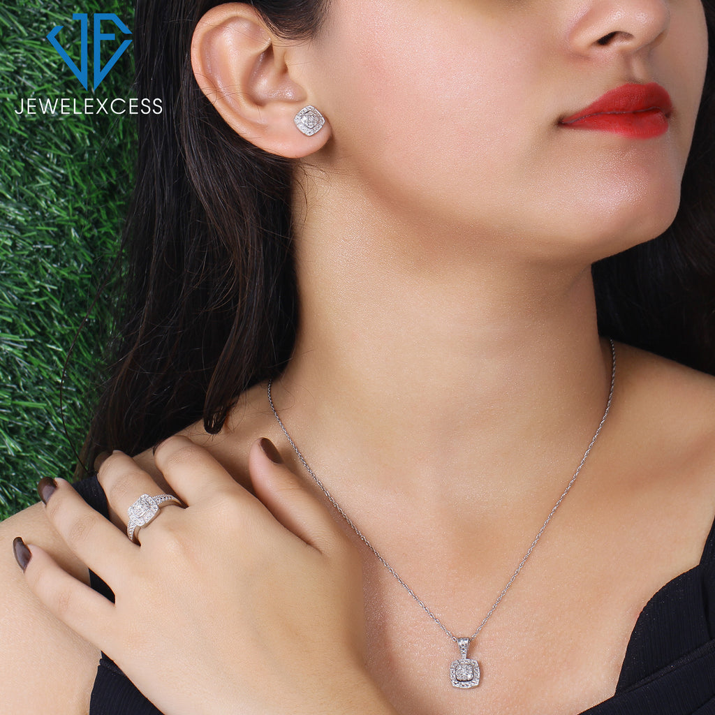 3 Carat Emerald Moissanite Pendant Necklace Gold for Valentine's Gift for  her - Shraddha Shree Gems