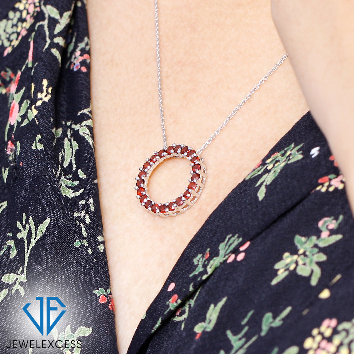 1 ct. T.W. White Diamond Circle Necklace in Sterling Silver